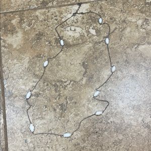 silver chain w/ white stone Kendra Scott earrings